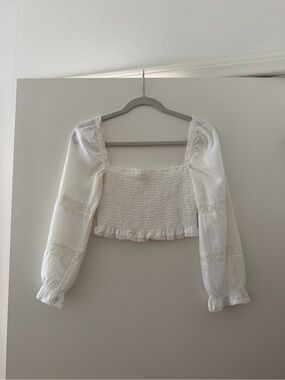 Wilfred White Smocked Square-Neck Long Sleeve Crop Top